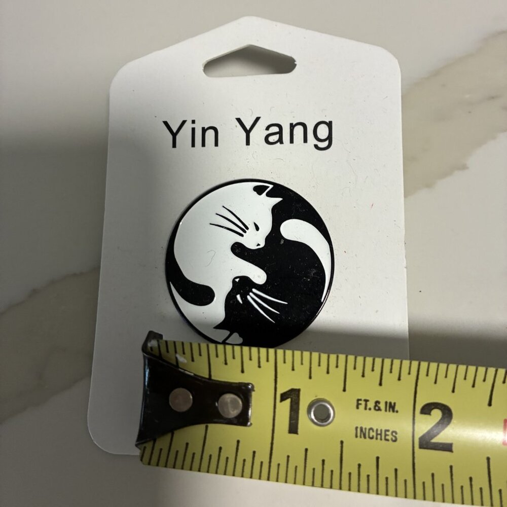 Yin and Yang cat pin, NWOT